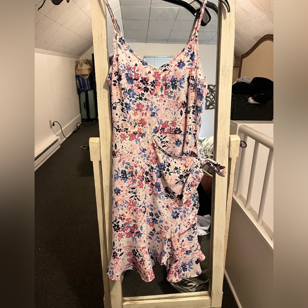 Floral tie dress